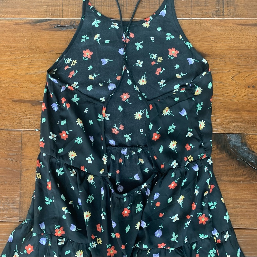 pins and needles floral open back dress - Picture 3 of 4